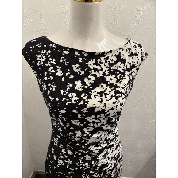 Lauren Ralph Lauren Black/White Floral Knit Dress Ruched Size 8 Lined Stretch - Picture 2 of 6